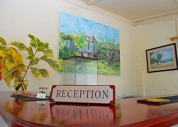 Carana Hilltop Seychelles 3* Machabee